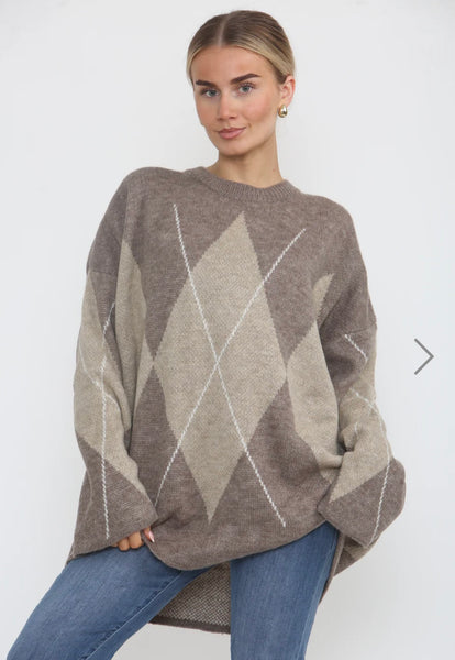 ‘Nikita’ Argyle Print Oversized Jumper