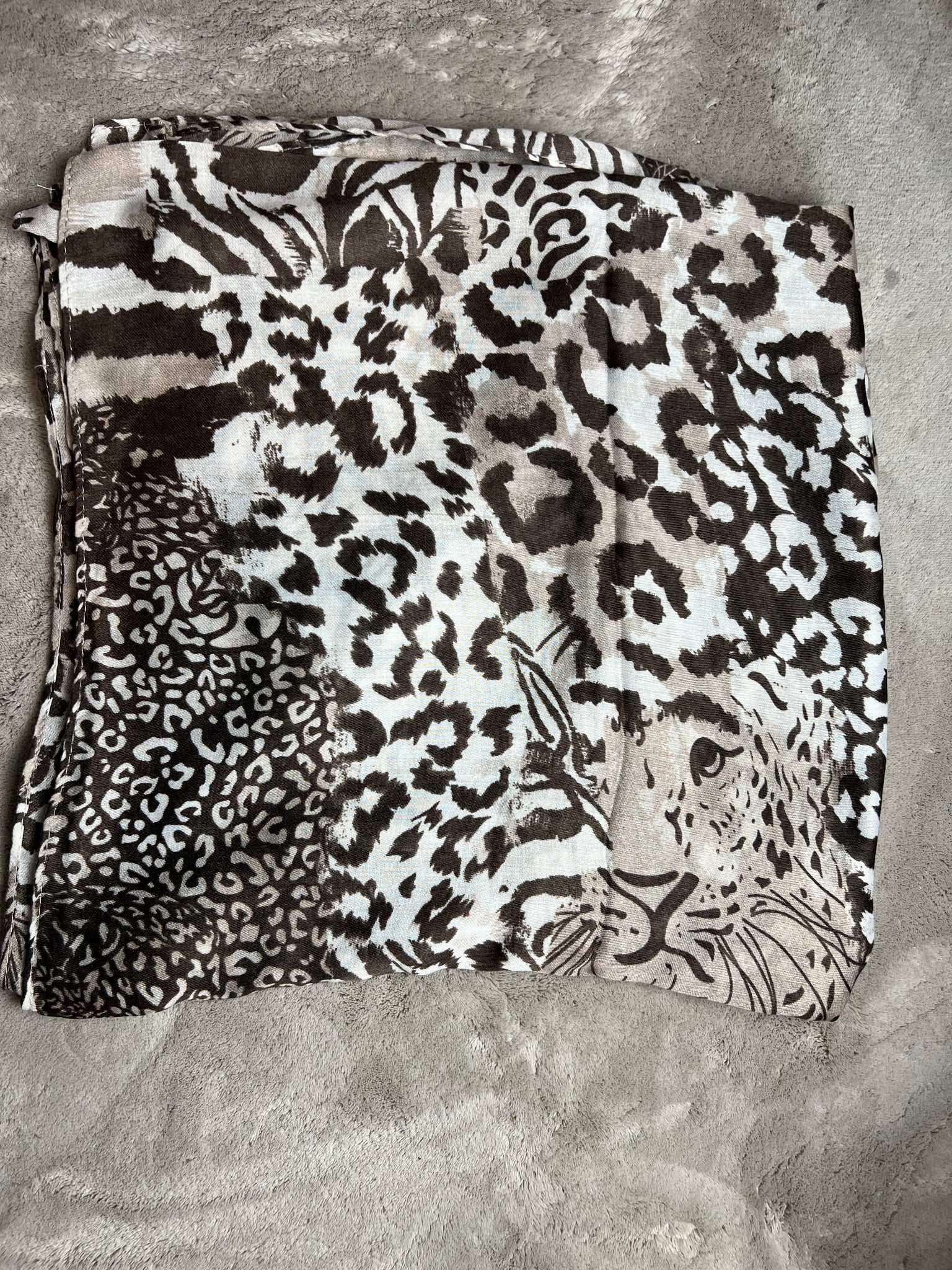 Mixed Leopard Print Scarf