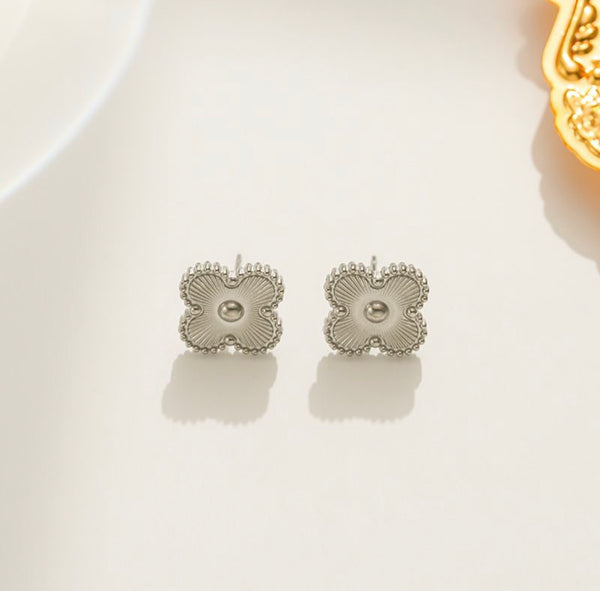 Clover Solid Earrings