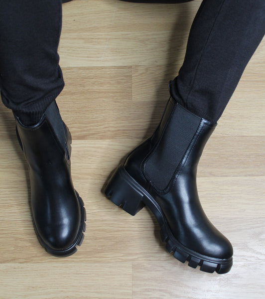 ‘Maria’ Chunky Chelsea Boots